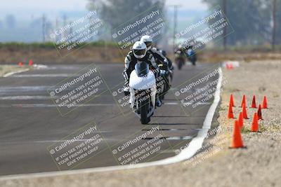 media/Sep-20-2025-TrackDaz (Sat) [[27f0cde673]]/B Group/220pm (Turn 9)/